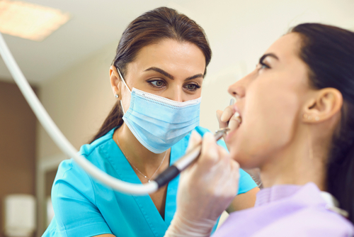 image of dental hygienist for our ranking of top associate's for dental hygienists